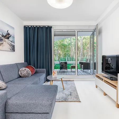 Pearl By Jantar Kolobrzeg Apartman *