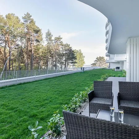 Pearl By Jantar Kolobrzeg Apartment