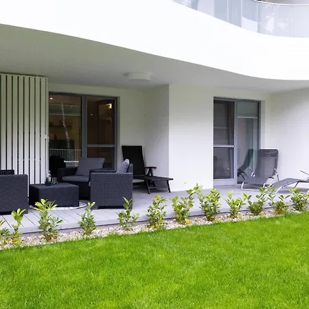 Pearl By Jantar Kolobrzeg Apartman