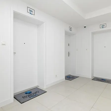 Pearl By Jantar Kolobrzeg Apartment *