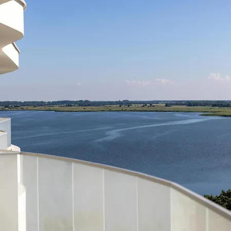 Pearl By Jantar Kolobrzeg Apartment